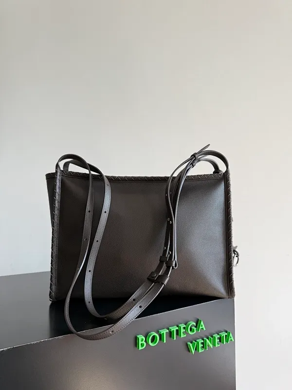 All categories 💚 Top version men’s bags 💚 BV 2026 official website new BV crossbody bag